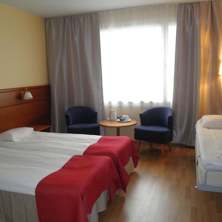 Hotel Savoy Mariehamn Exterior photo
