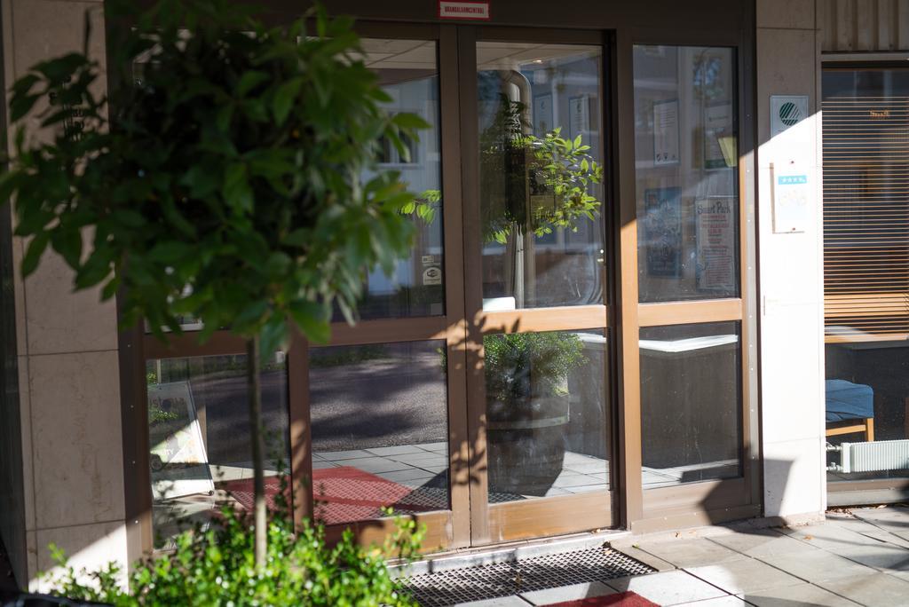 Hotel Savoy Mariehamn Exterior photo